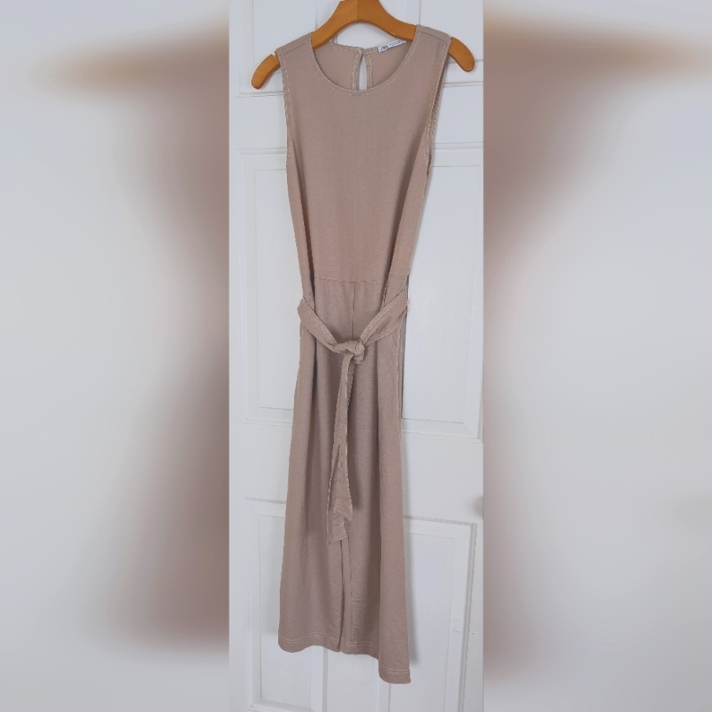ZARA Sleeveless Jumpsuit With Tie Front - Picture 3 of 11